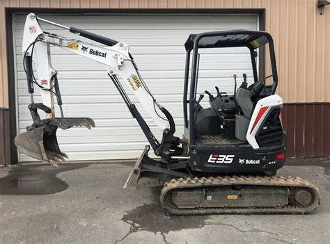 15 000 lb mini excavator|bobcat 8000 lb mini excavator.